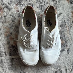 Vans White Canvas Shoes with Floral Lining